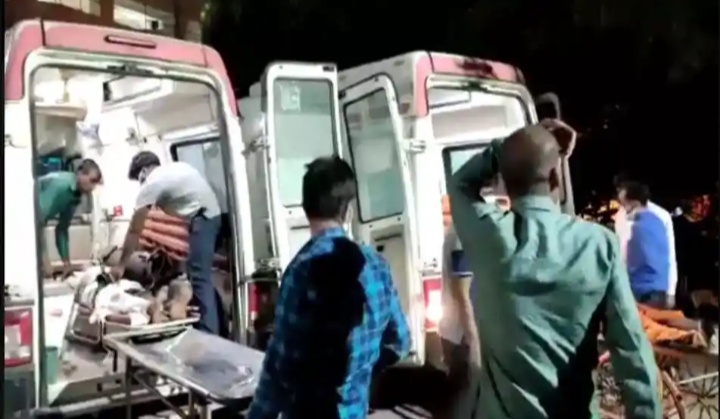 ACCIDENT : बाराबंकी में ट्रक और ट्रैक्टर ट्रॉली में भीषण टक्कर , चार  श्रद्धालुओं की मौत , 19 गंभीर रूप से घायल » BeforePrint News | Hyperlocal  News Hindi
